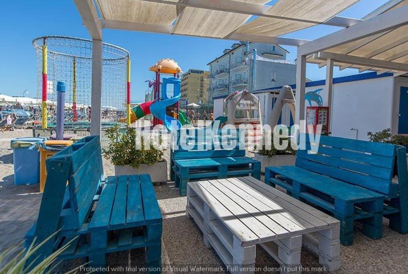 Hotel Kennedy リド・ディ・サヴィオ エクステリア 写真