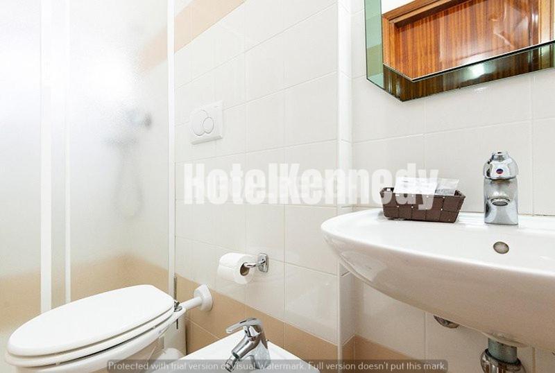 Hotel Kennedy リド・ディ・サヴィオ エクステリア 写真