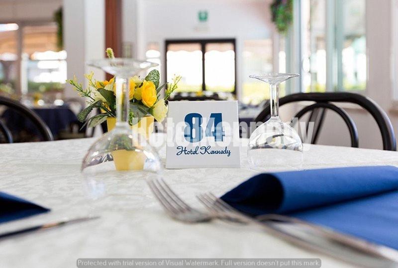 Hotel Kennedy リド・ディ・サヴィオ エクステリア 写真